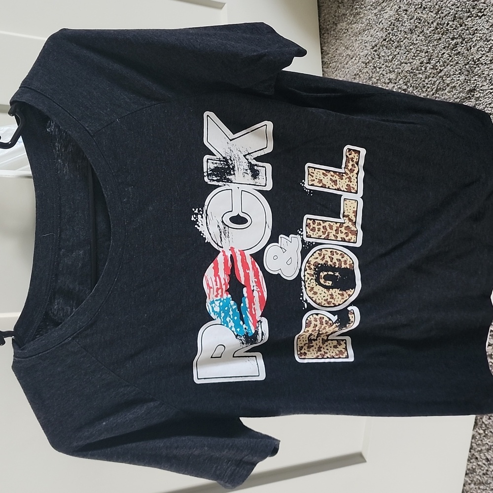 Rock & roll tee